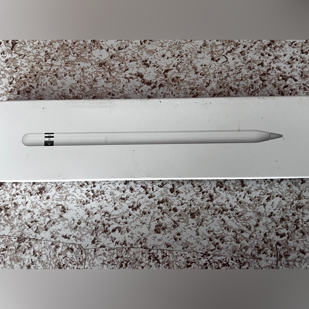 Apple Pencil 1st Generation Stylus
Pen For iPad - White